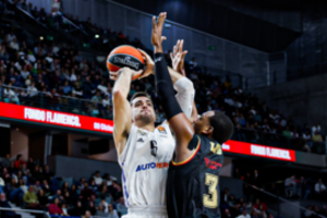 „Real“ ir „Monaco“ dvikova pažymėta įspūdingu M. Jameso metimu, W. Tavareso rekordu ir monegaskų pergale