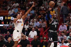 „Clippers“ pranokusi „Heat“ grįžo į pergalių kelią