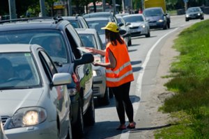 Gauna žinių, kad vienur ar kitur buvo pažeistos dirbančių paauglių teisės – kasmet tokių atvejų daugėja