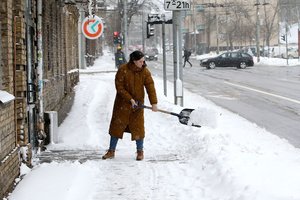 Perspėjimas iš sinoptikų: artimiausiomis dienomis stipriai snigs, kils pūgos