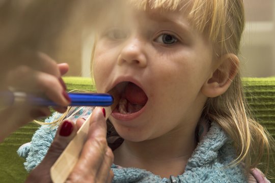 Paūmėjo streptokoko sukeltų infekcijų tarp vaikų – simptomai, į kuriuos reikia atkreipti dėmesį