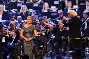 Pirmą kartą Lietuvoje koncertuos britų karališkasis mecosopranas dama Sarah Connolly