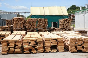 Darbuotojus atleisti ruošiasi baldų gamybos ir programinės įrangos įmonės