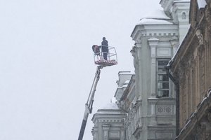Dėl sniego elektros pirmadienio popietę neturi apie 3,7 tūkst. vartotojų