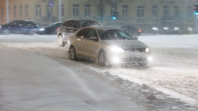 Snygis nesitrauks: daug kur pustys, vietomis kils pūga