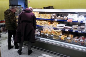 Seimas svarstys, kada verslą atleisti nuo plastiko mokesčio