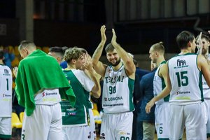 Telšiškio tritaškių šlapdriba NKL čempionate, įtempti trileriai ir rokiruotės ekipose