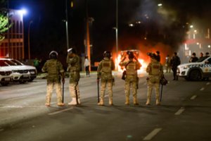Brazilijos sostinėje J. Bolsonaro šalininkai susirėmė su policija