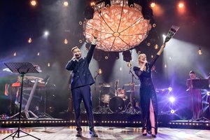 Koncertas „Kalėdų žvaigždės“ su Lina Rastokaite ir Jokūbu Bareikiu pradėjo kelionę per Lietuvą