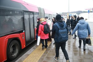 Į darbą vėluojantys darbuotojai gali sulaukti liūdnų pasekmių: priminė, ką būtina žinoti