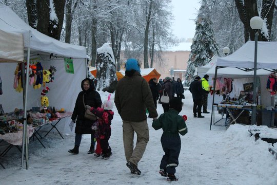  Švenčionys įžiebė Kalėdų eglę.<br> Švenčionių miesto kultūros centro nuotr.
