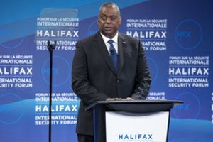 JAV gynybos vadovas perspėja, kad Kinija ir Rusija destabilizuoja Afriką