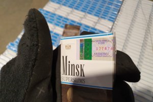 Infliacija paskatino lietuvius rūkyti kontrabandines cigaretes: ekonomistas beda pirštu į valdžią