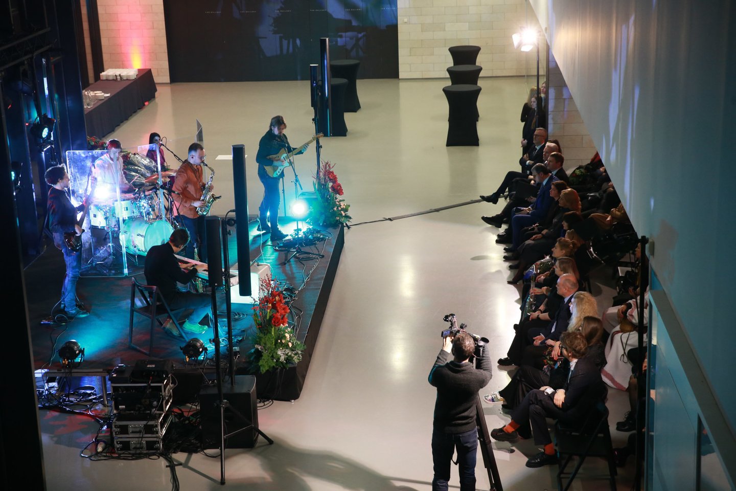 Kultūros ministras Simonas Kairys Nacionalinėje dailės galerijoje įteikė šių metų Kultūros ministerijos premijas.<br>R.Danisevičiaus nuotr.