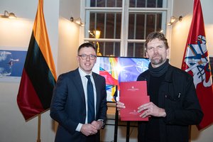 Tarp konkurso „Lietuvos kariuomenė fotografijoje“ laureatų – „Lietuvos ryto“ fotografas