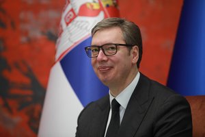 Serbija siekia sugrąžinti savo karius į Kosovą