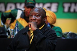 PAR valdančioji partija renkasi naują lyderį