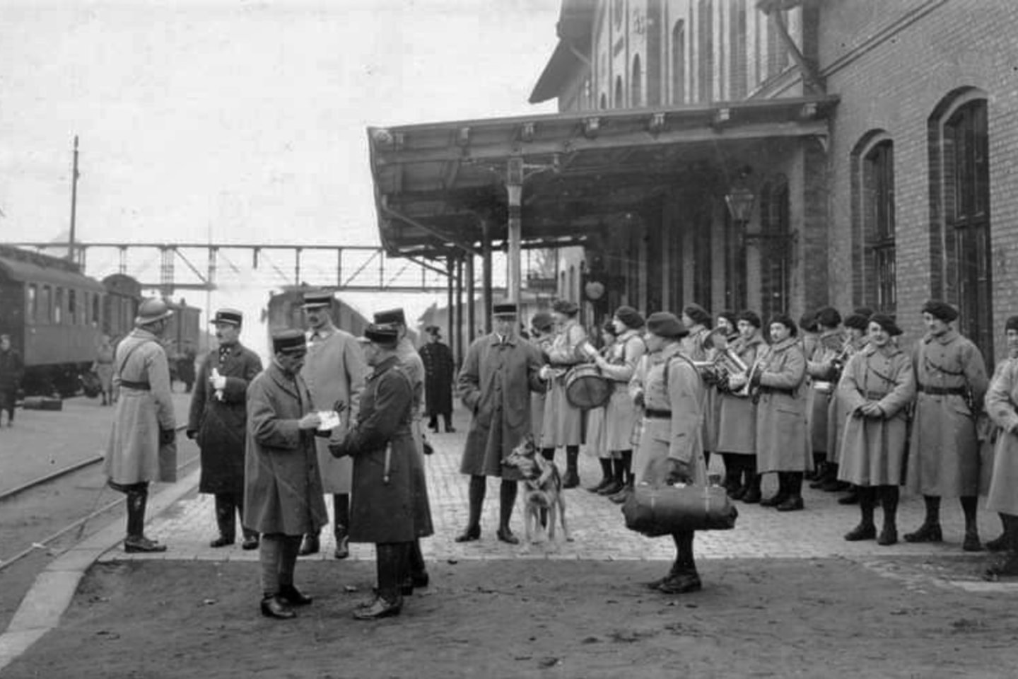 Prancūzijos kariai atsisveikina su Klaipėda.1923. <br> MLIM nuotr.