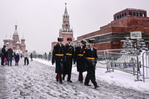 Pažiūrėjo, kaip Rusiją veikia karas: kas vyksta su ekonomika ir kas jos laukia 2023-aisiais