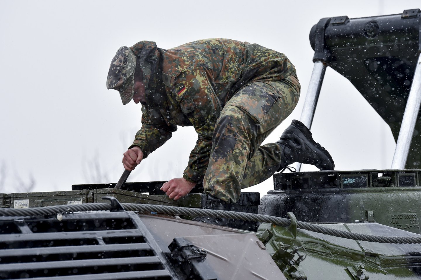 NATO karinė technika iš Vokietijos,Šeštokų gel.stotyje<br>V.Ščiavinsko asociatyvi nuotr.