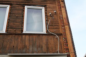 Vyriausybė patvirtino kompensacinį dydį papildomai dedamajai prie persiuntimo paslaugos kainos