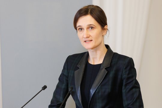 V. Čmilytė-Nielsen pasisakė apie Seimo sesiją: nors apsižodžiavimų buvo, darbai pabaigti