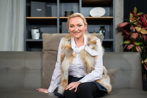 Inga Norkutė ir kitos garsios moterys atskleidė, kaip sutiks šventes: „Nesuprantu, kaip per Kalėdas yra dovanojami pinigai“