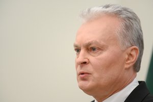 Prezidentūra: siūlymas peržiūrėti komunikatą dėl vokiečių brigados yra neatsakingas