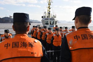 Rusija: pratybos su kinais – atsakas į „agresyvų“ JAV karinio potencialo didinimą