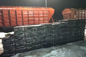 Pasieniečiai sulaikė dar vieną didelį iš Baltarusijos geležinkeliu atgabentą cigarečių krovinį