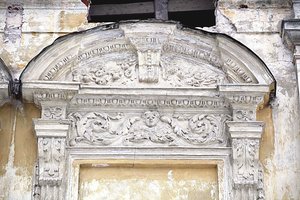 Tvarkomas Sapiegų rūmų fasadas: atskleis dekorą, nenusileidusį Europos karalių rūmams