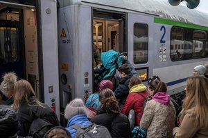 Karavanai į Europą: kaip ukrainiečiams padedama išsivaduoti iš okupacijos