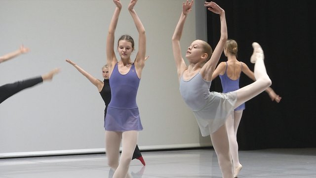 M. K. Čiurlionio menų mokyklos baleto skyrius mini 70-metį: išugdyta ne viena garsi šokėjų karta