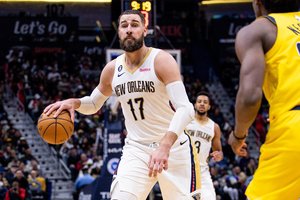 Jonas Valančiūnas įsirašė 300-ąjį dvigubą dviženklį NBA, o „Pelicans“ – rezultatyvią pergalę