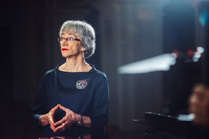 Pasirodė nauja kompozitorės O. Narbutaitės kompaktinė plokštelė „Lapides, flores, nomina et sidera“