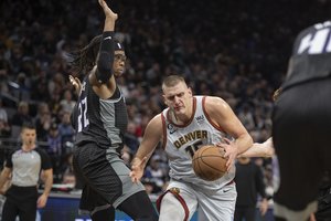 Be D. Sabonio rungtyniavę „Kings“ pripažino „Nuggets“ pranašumą