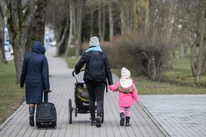 Vaiko priežiūros išmokos: kas keičiasi nuo 2023 metų?