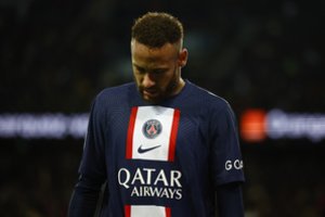PSG vargai Prancūzijoje: išvarytas Neymaras ir paskutinėmis sekundėmis išplėšta pergalė