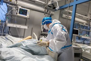 Nuo COVID-19 mirė 30-ojo gimtadienio nesulaukęs kaunietis, nustatyti 443 nauji ligos atvejai