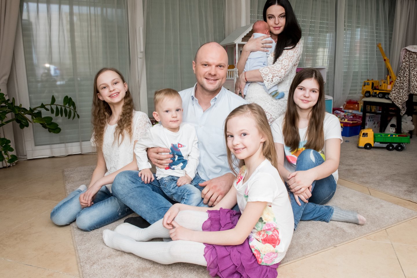 Jurgita Krivickienė su šeima.<br>D.Umbraso nuotr.