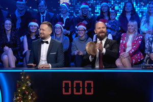 Šventinis „galvOK“: kokie gardumynai Naujųjų metų išvakarėse puikuojasi ant M. Katlerio ir A. Bružo stalo?