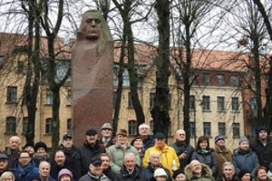 Tolminkiemio dainiaus gimtadienis pajūryje – kaip šviesūs atlaidai