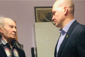 Netektis – mirė nusipelnęs tinklininkas Vladimiras Artamonovas