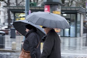 Dar kartą apžvelgė, kaip gyvensime šiemet: kaip keičiasi atlyginimai, pensijos ir išmokos, kiek teks išleisti mokesčiams