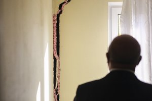 Kaunietė nusprendė imtis buto remonto: ne tik sukėlė grėsmę kaimynams, bet ir užsidirbs baudą