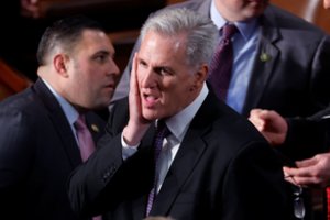 Aklavietė tik gilėja: JAV Atstovų Rūmams niekaip nepavyksta išsirinkti pirmininko