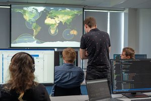 „SpaceX“ pakėlė dar keturis Lietuvoje sukurtus palydovus