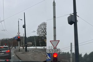 Pamatę naują greičio matuoklį Vilniuje vairuotojai leipsta juokais: ką jis fiksuoja