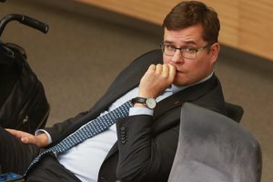 L. Kasčiūnas apie siūlymus karo tarnybai: žingsnis visuotinio šaukimo link, bet lankstus