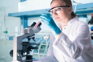 Liūdnas faktas: inovacijų moksle mažėja – nurodė keletą galimų priežasčių, kodėl taip nutinka